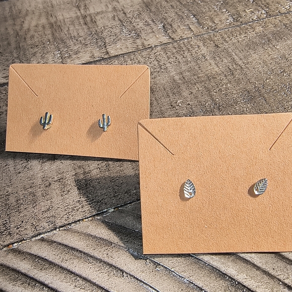 Jewelry - Silver Cactus and Leaf Stud Earrings